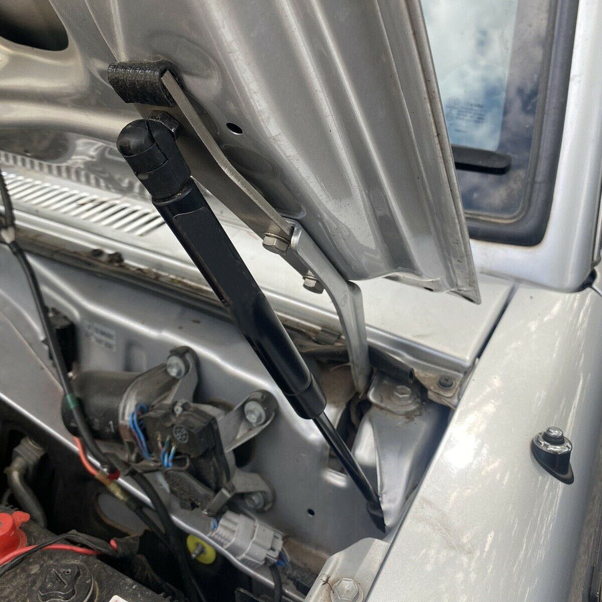 70 Series Land Cruiser 70 Series Bonnet Gas Struts (Pair) (2007 - 2022)