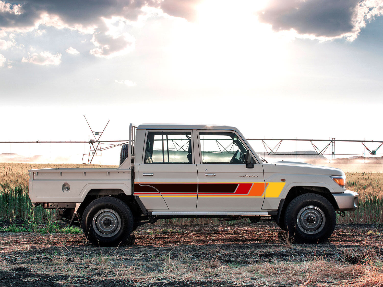 70 Series Land Cruiser Decal Body Stripe Kit (Cobar) - 79 Series Dual Cab (2012-)