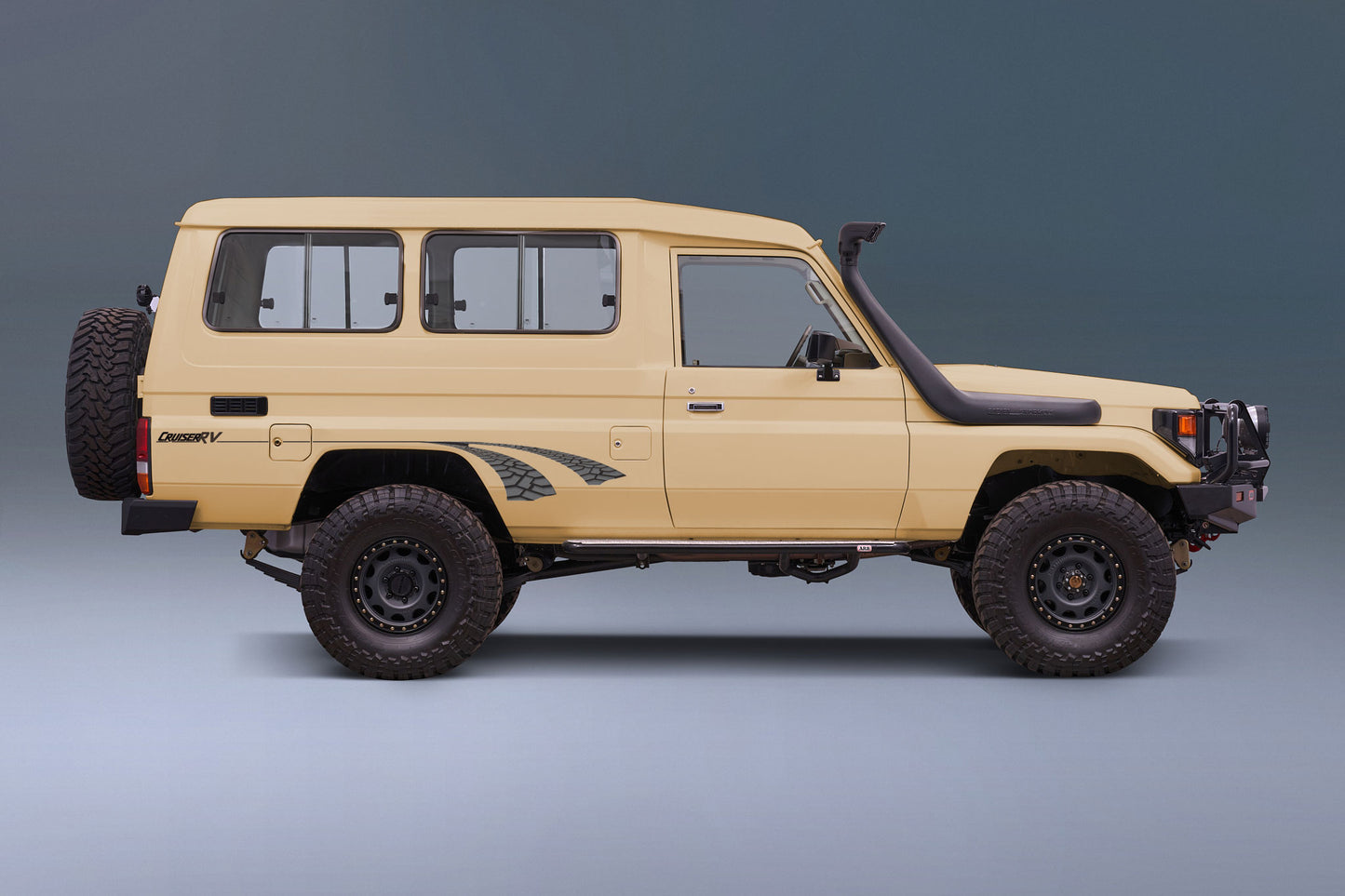 70 Series Land Cruiser Decal Body Stripe Kit (RV-Tracks) - 75 Series (1985–1999)