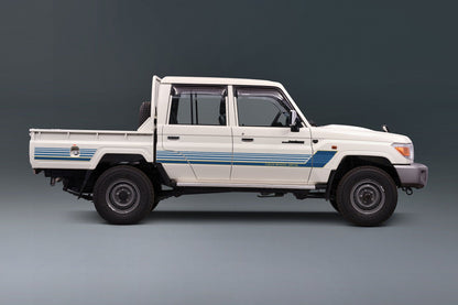 70 Series Land Cruiser Decal Body Stripe Kit (Townsville) - 79 Series Dual Cab (2012-)